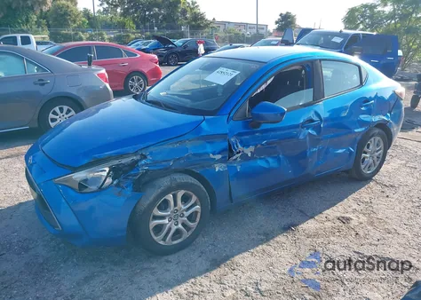 2018 Toyota Yaris Ia из США, поврежденный, VIN 3MYDLBYV2JY307716